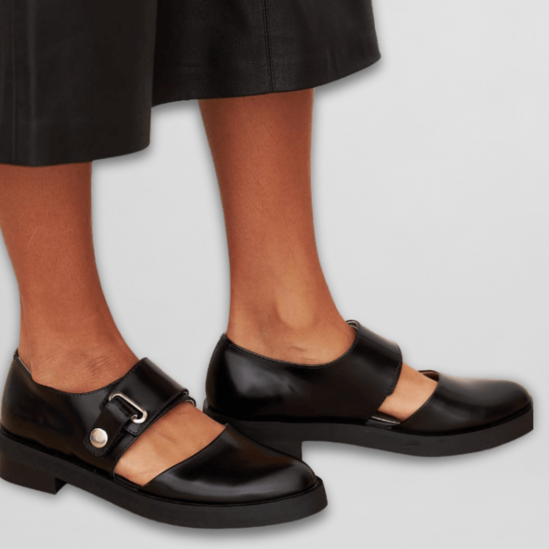 Hermia - Classic Mary Jane shoes with adjustable buckle
