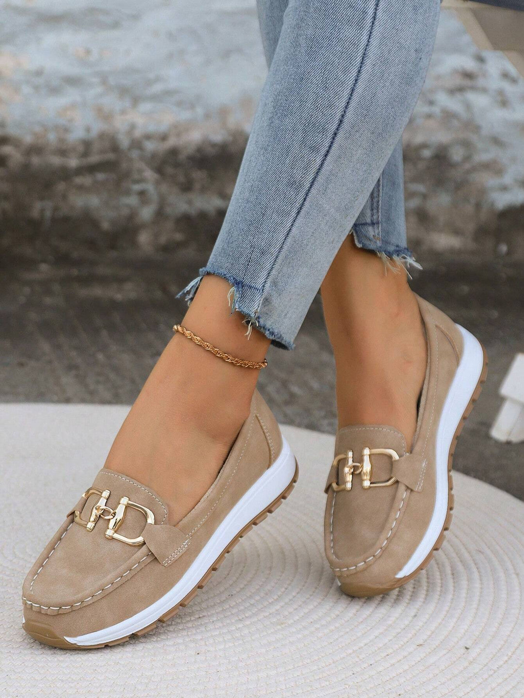 Hedda - Flat Moccasins with Buckle