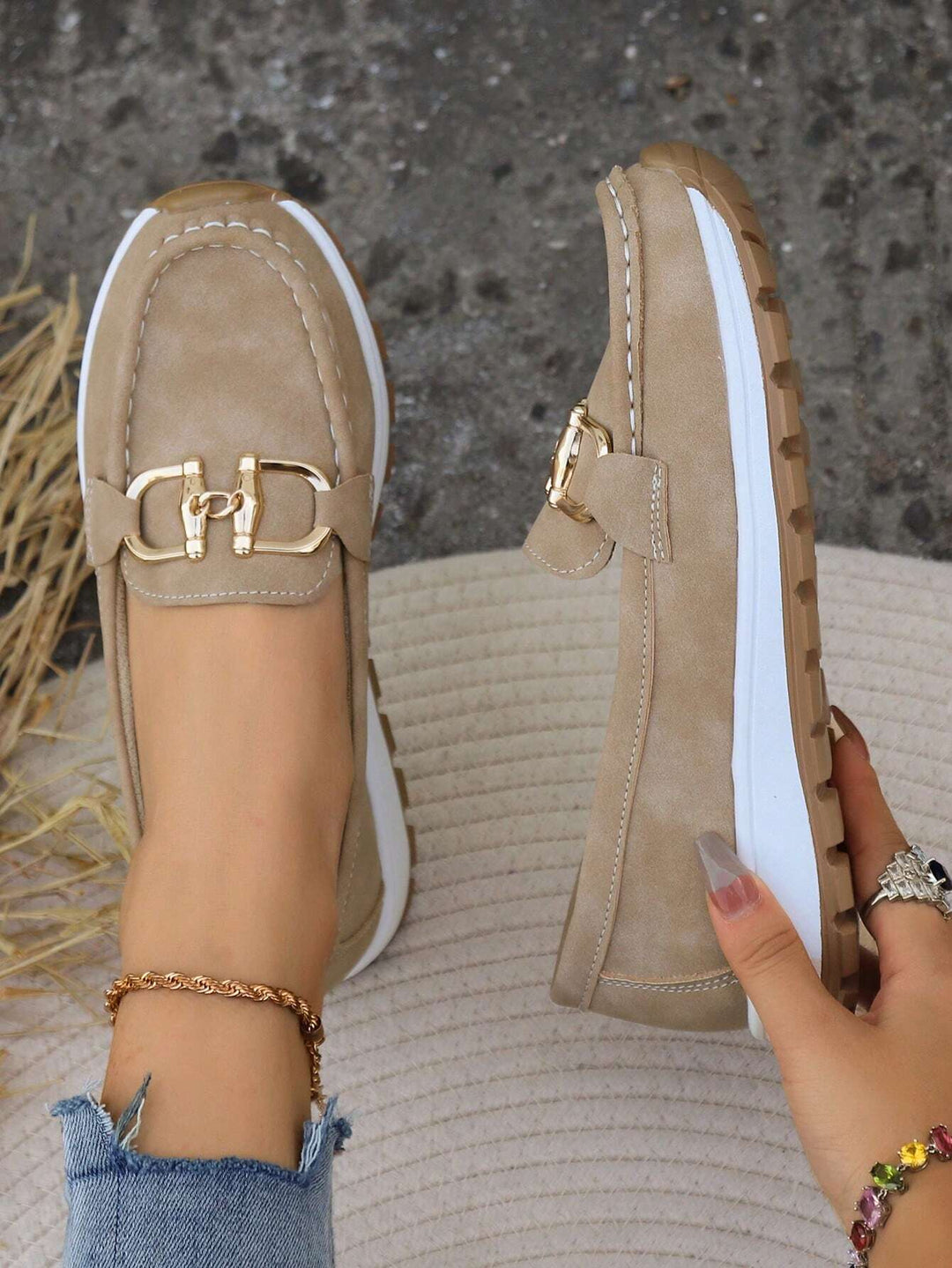 Hedda - Flat Moccasins with Buckle