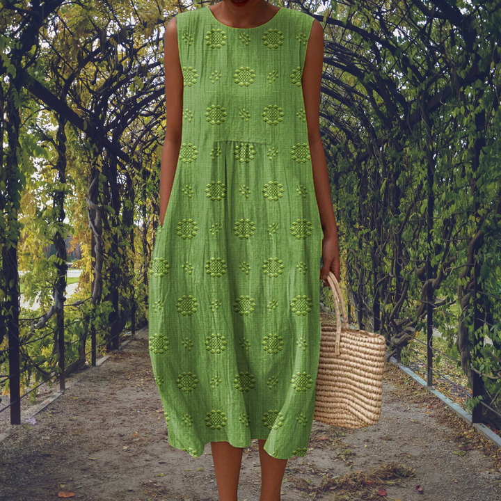 Natasha – Elegant sleeveless dress with pockets