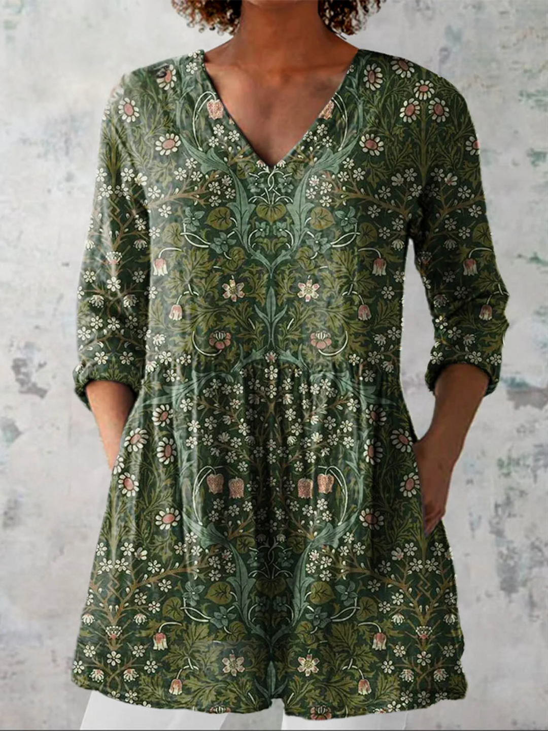 Thea | Long Blouse with V-Neck