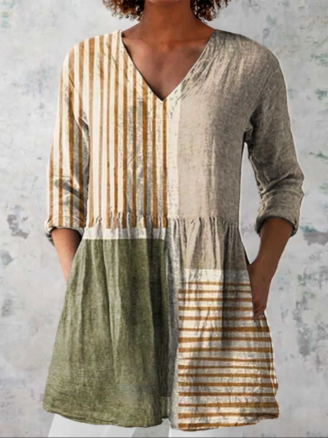 Gillian | Long Blouse with V-Neck