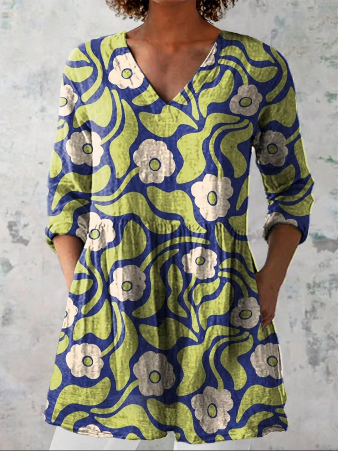 Pascale | Long Blouse with V-Neck