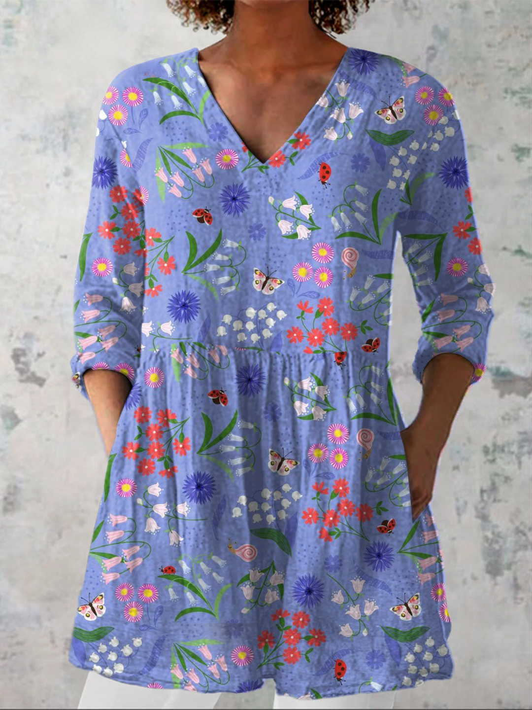 Benedetta | Long Blouse with V-Neck