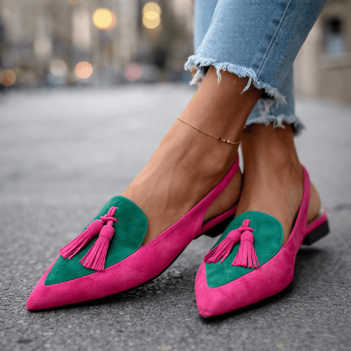 Dara | Sandals with straps and tassels
