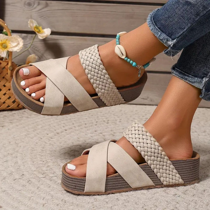 Laurie™ – Orthopedic Leather Strap Sandals
