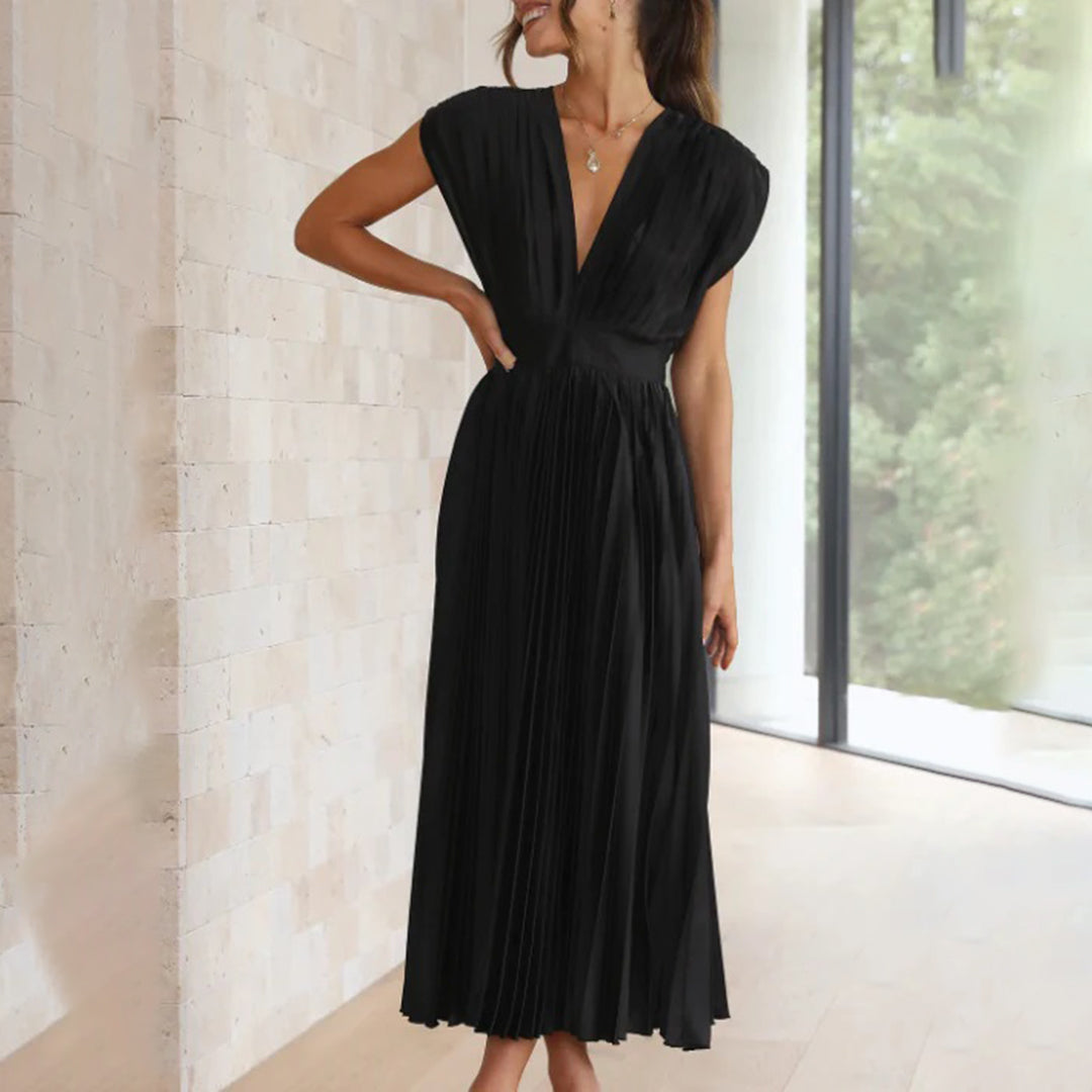 Harrow & Lane™ | Timeless Pleated Midi Dress
