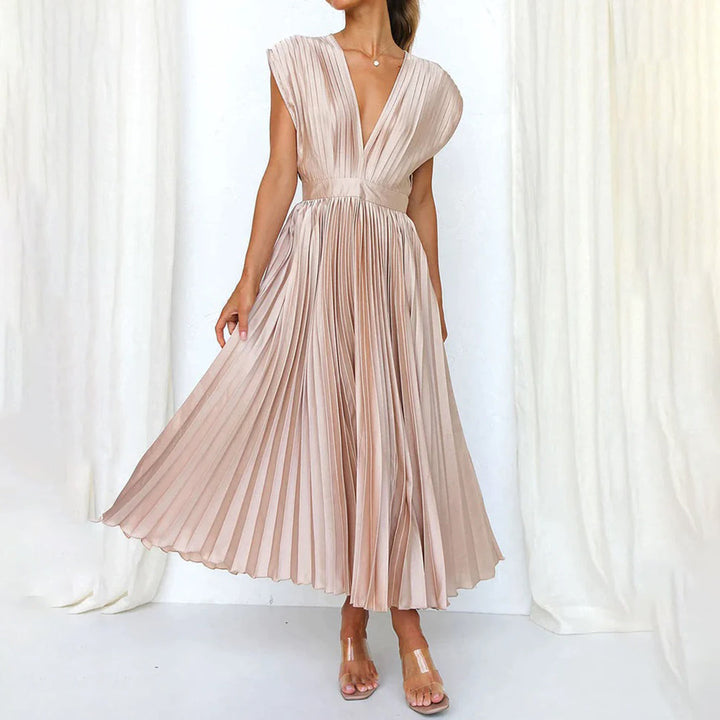 Harrow & Lane™ | Timeless Pleated Midi Dress