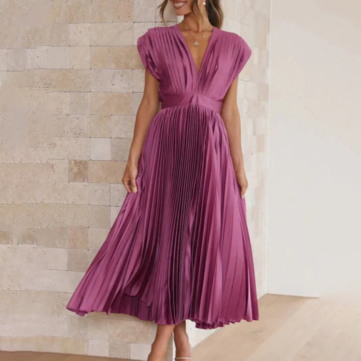 Harrow & Lane™ | Timeless Pleated Midi Dress