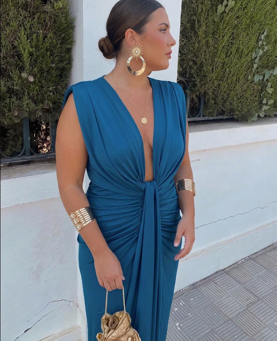 Teodora | Elegant Pleated Dress