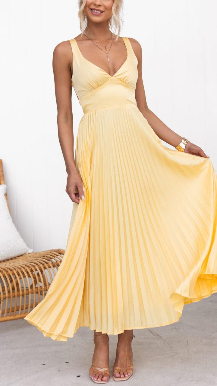 Harrow & Lane™ | Pleated V-Neck Maxi Dress