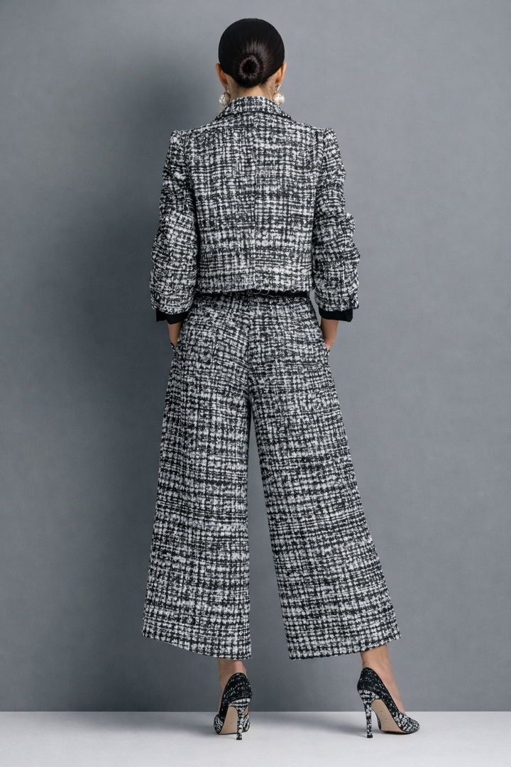 Romina | Refined and Versatile Set