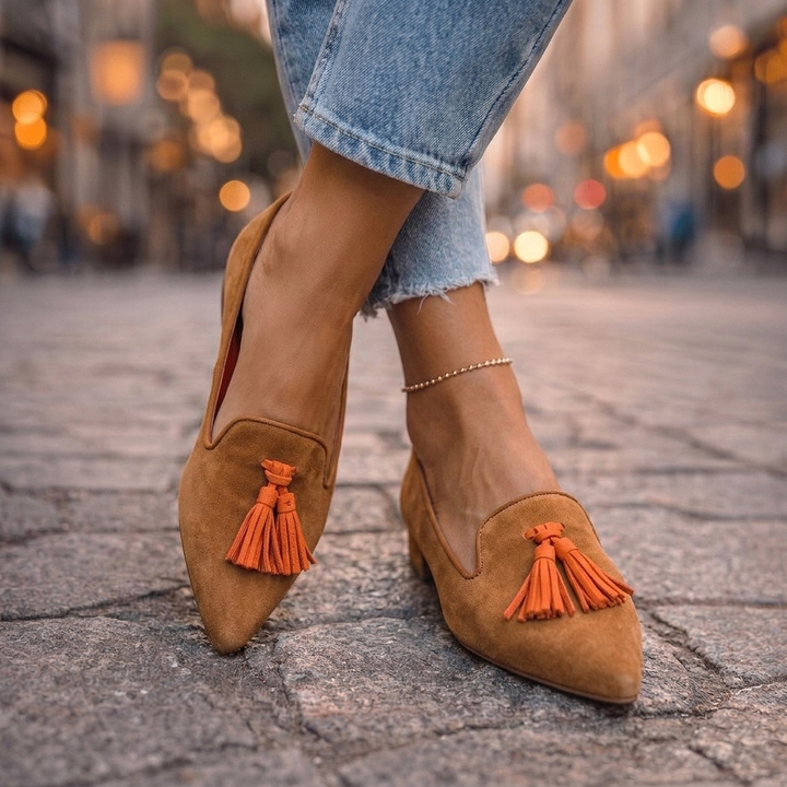 Domitilla | Pointed Flats with Tassels